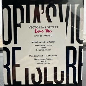 Victoria’s Secret Love Me Eau de Parfum